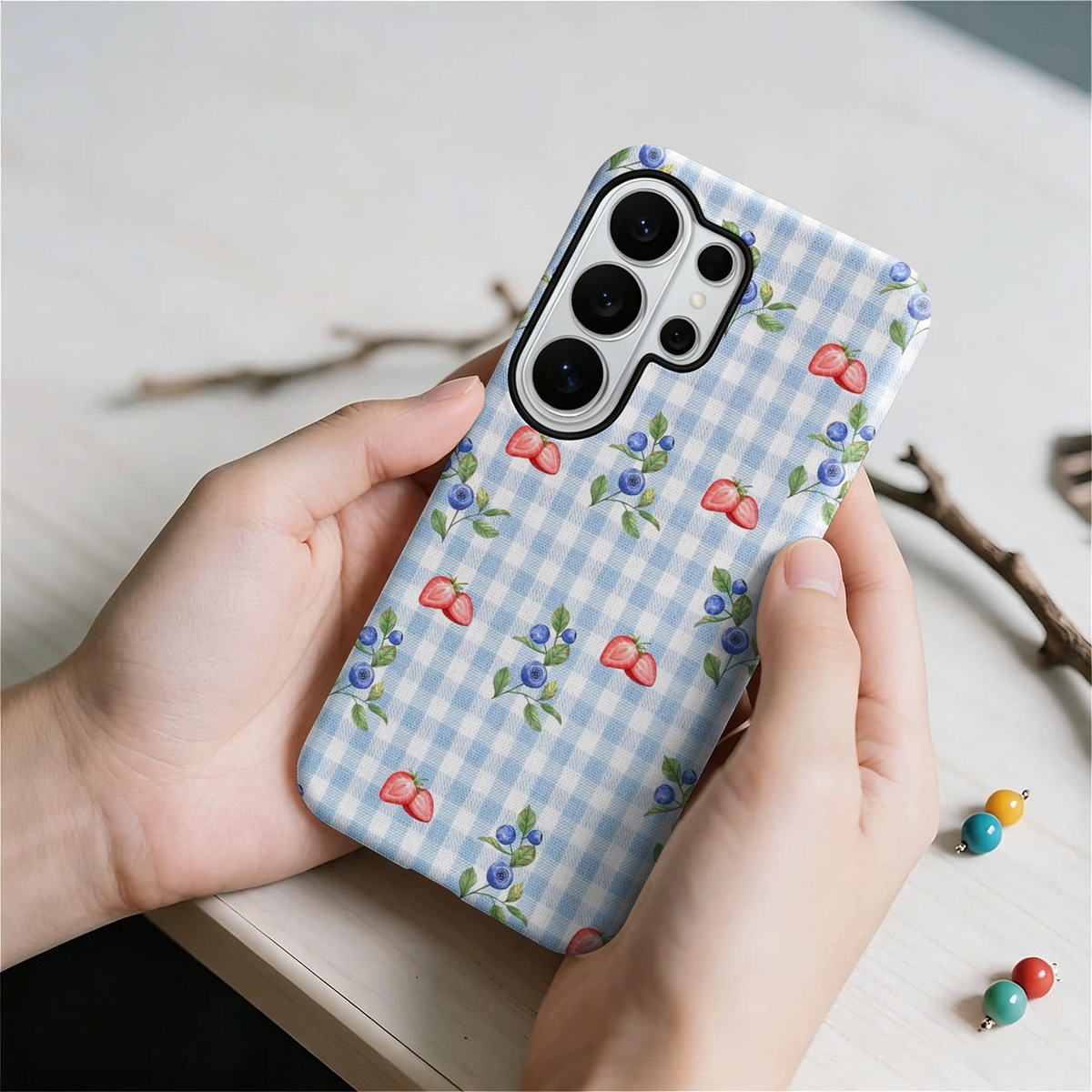 Blueberry Strawberry Gingham 2 - đánh giá và giá Samsung Galaxy S24
